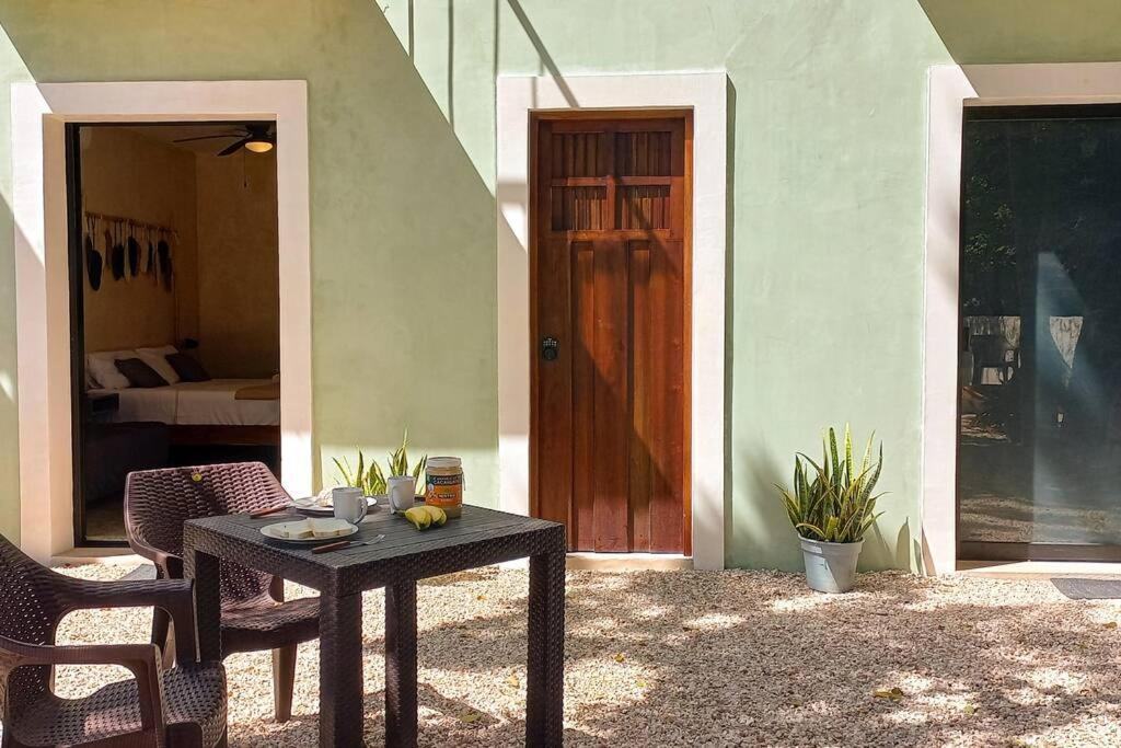 Charming Colonial-Style Room In The Heart Of Valladolid Valladolid  Exterior photo